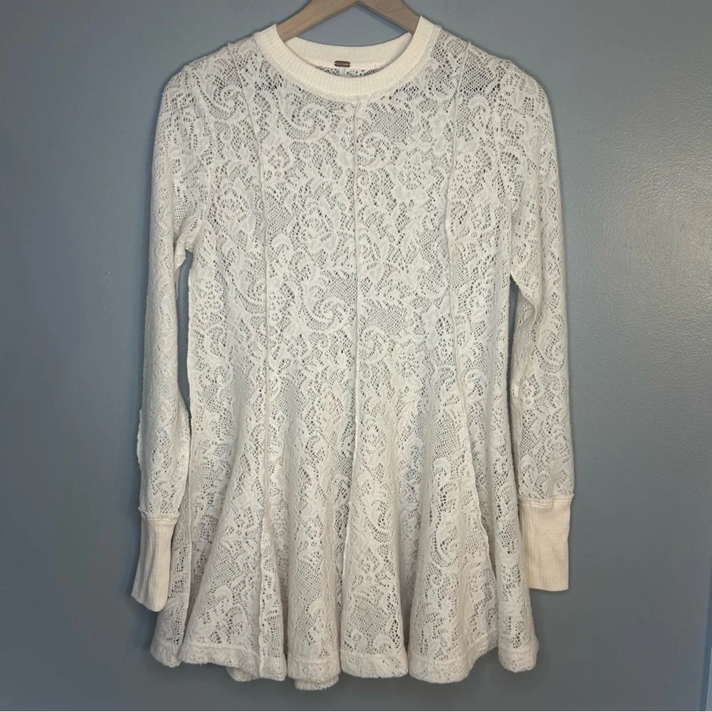 Free People Coffee In The Morning Tunic Sweater Top in Chamoix Cream, Size XS